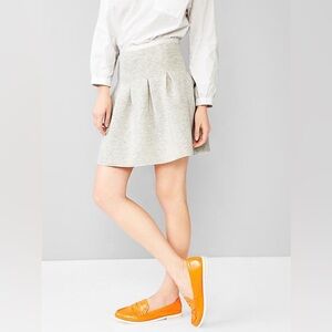 NWT Gap Pleated scuba skirt size S